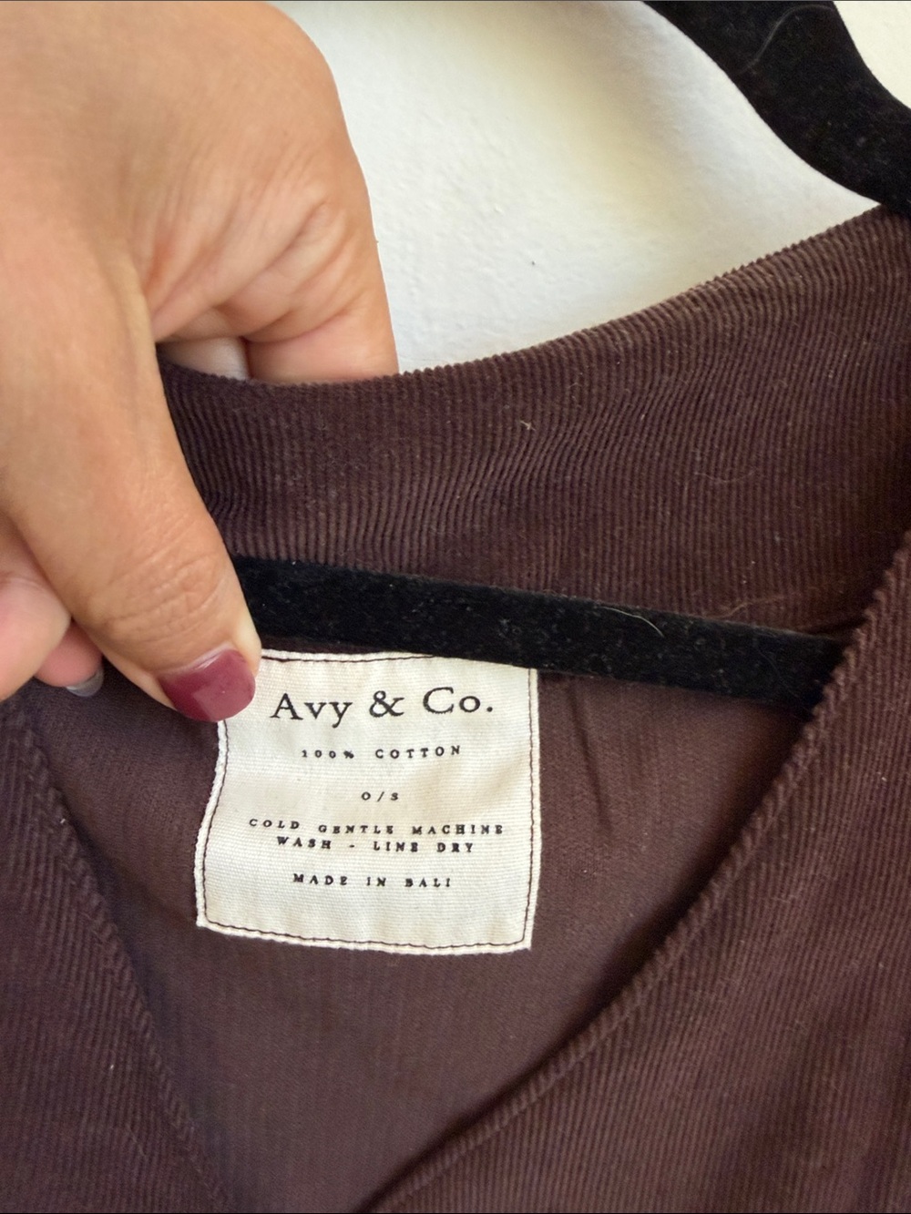 Avy & Co. Women's Corduroy Button Vest in Brown - Picture 4 of 5